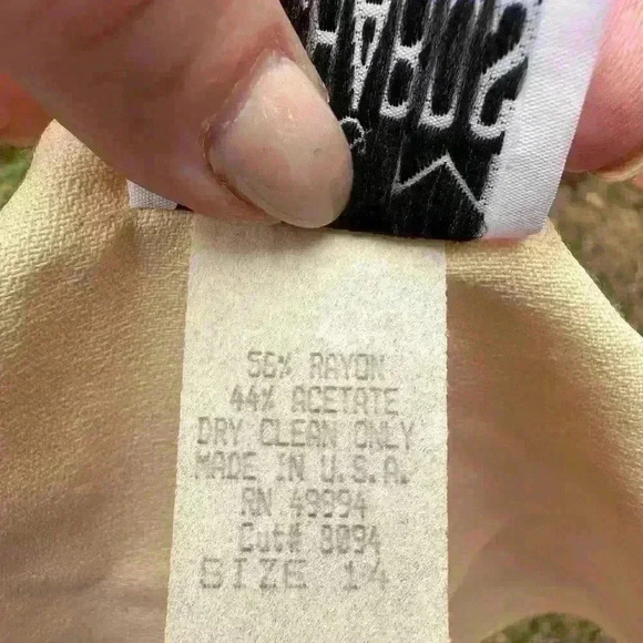 Vintage NWT 2 piece skirt set. R&M Richard’s by Karen Kwong. Vintage 80s/90s - Picture 6 of 16